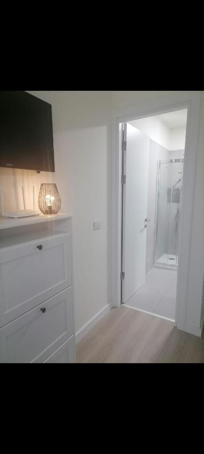 Tom'S House Apartment Otopeni Exterior foto